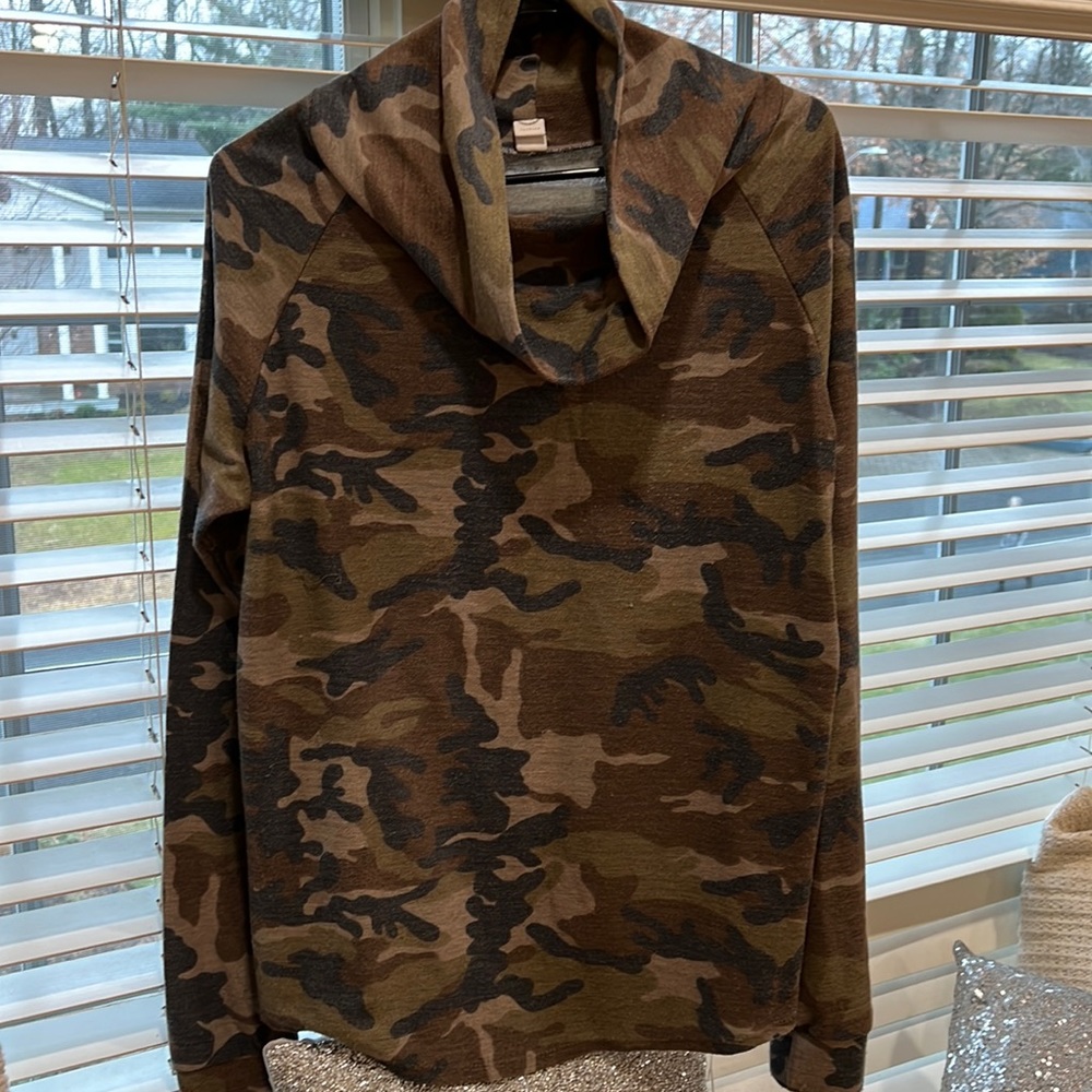 CY Camo Sweatshirt Oversized